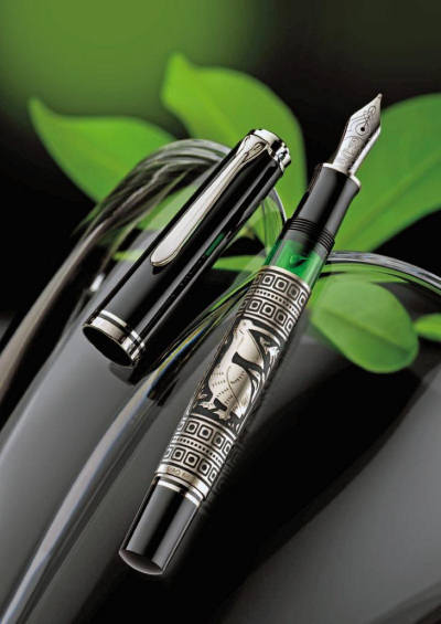 「スーベレーン600ルビーレッド」 「M910トレド・ブラック」 「M1000旭光」 _e0200879_16354382.jpg