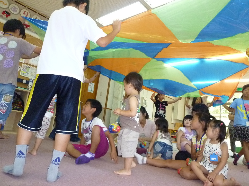 新林児童館学童クラブの小学生と一緒に遊ぼう_f0223705_1020532.jpg