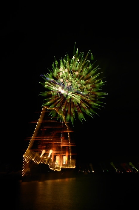 20120805 花火 トライその4 （第48回富山新港新湊まつり花火大会）_a0263952_2053255.jpg