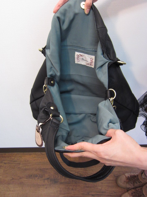 ☆ビュレ  スクエアＢＩＧ ２ＷＡＹショルダーＢＡＧ　b－７７３１　☆サムディ新作☆_e0076692_20504439.jpg