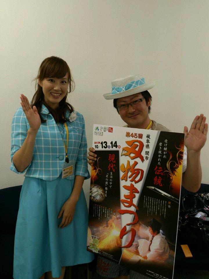 ぶぅ1日に2つもテレビ_a0026530_11403431.jpg