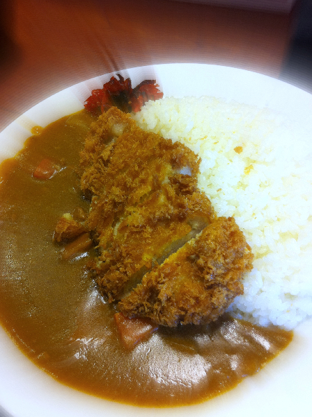 バンコクいい店やれる店 〜COCO壱番屋の一人勝ちだったタイの日本式カレー市場に金沢ゴールドカレーが〜_f0005008_18473476.jpg