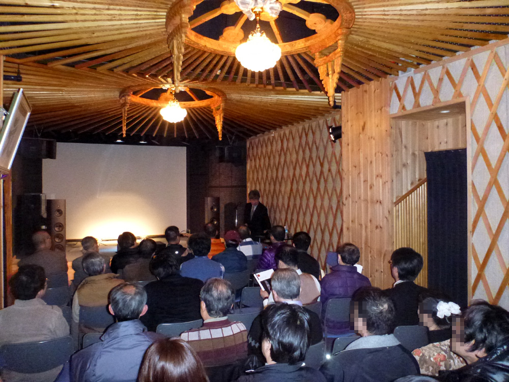 MAGICO Q3 試聴会風景 2012年3月18日(日)_b0262449_22393063.jpg