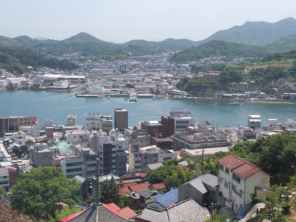 西へ各駅停車のたび　～宮島まで青春18きっぷで行こう②_c0046587_2119534.jpg