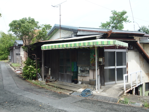 怪しい神社仏閣に神頼みする（三谷温泉・大聖寺、金剛寺）_e0234922_2032343.jpg