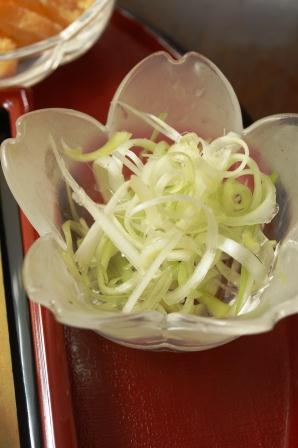 ごまみそ豆板醤で冷やしつけうどん_d0104926_24344.jpg