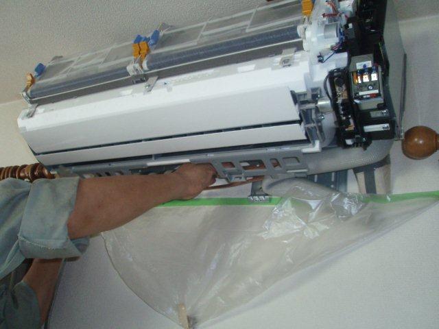 2室マルチ→セパレートエアコンへの入替(世田谷区)_e0207151_17392832.jpg