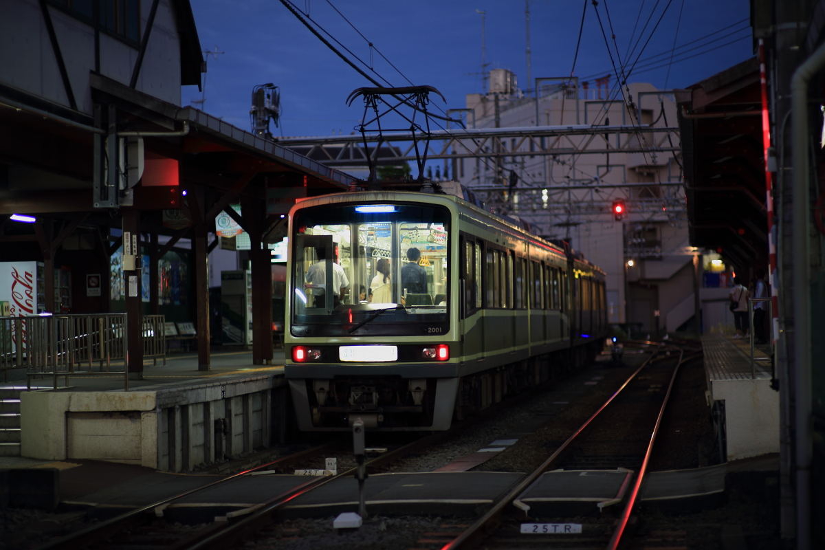 江ノ電 江ノ島駅_d0177632_17593941.jpg