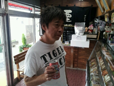 朝から飛ばし気味なtiger･rock_d0164343_12373287.jpg