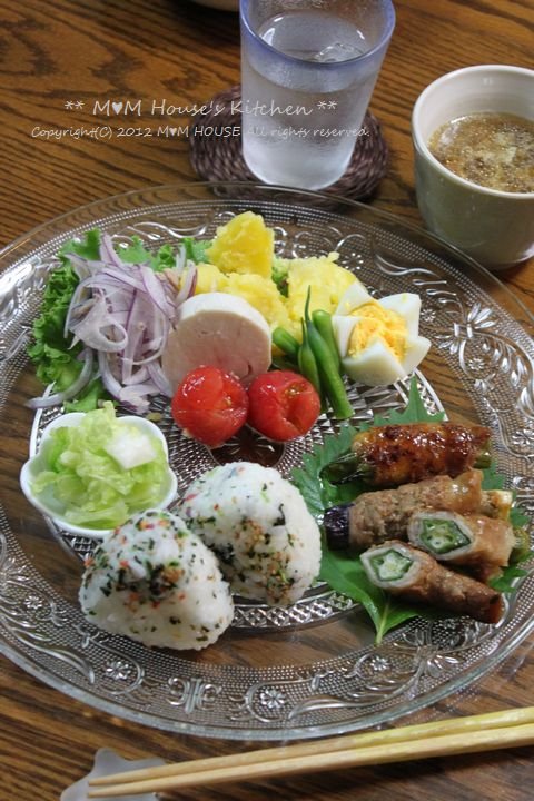 ダイエット　最大の敵？　☆　サラダ弁当と昨日の晩ご飯♪_c0139375_13362755.jpg