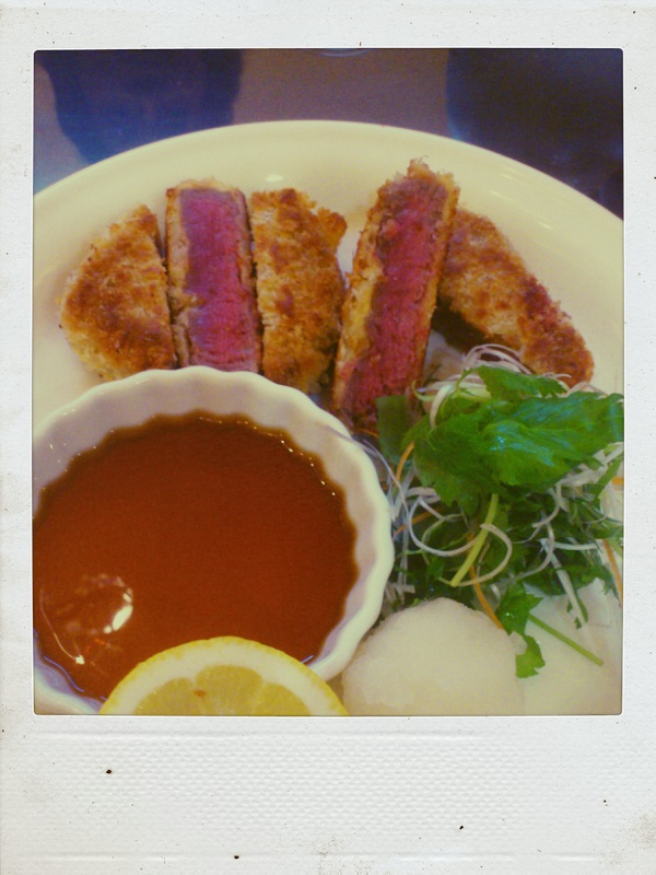 地味に通っている洋食おかだ_b0065587_2056482.jpg