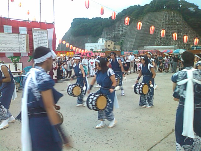 江名地区盆踊り大会_e0068696_7281667.jpg