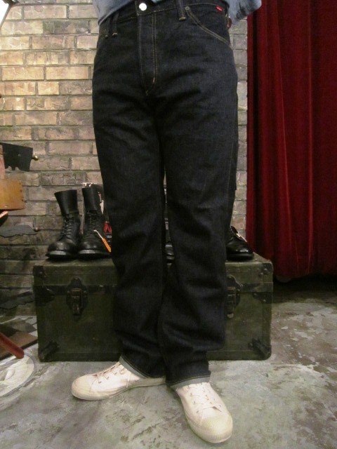 ANACHRONORM \"W Stitch 13.5oz Denim 6P PANTS\" ご紹介_f0191324_101148.jpg