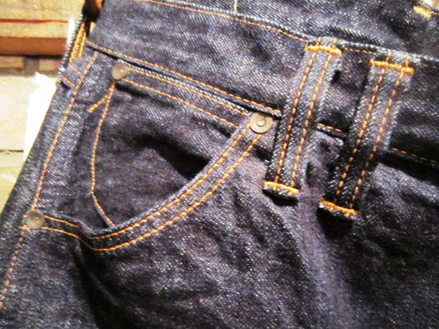 ANACHRONORM \"W Stitch 13.5oz Denim 6P PANTS\" ご紹介_f0191324_1065781.jpg