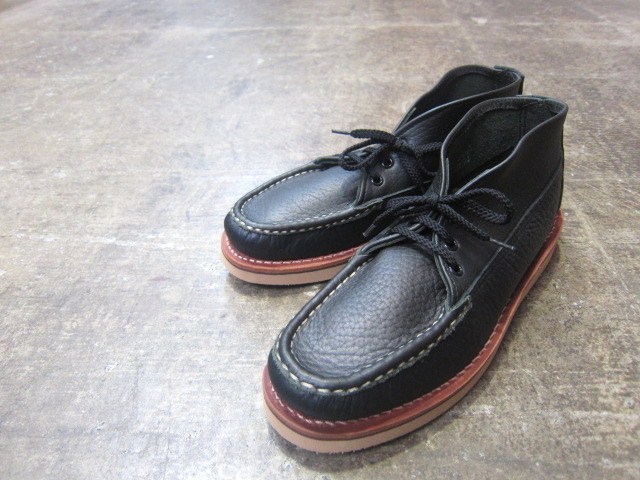 秋の始まりに如何が・・・!★? Russell Moccasin 別注Clays CHUKKA ♪_d0152280_1153393.jpg