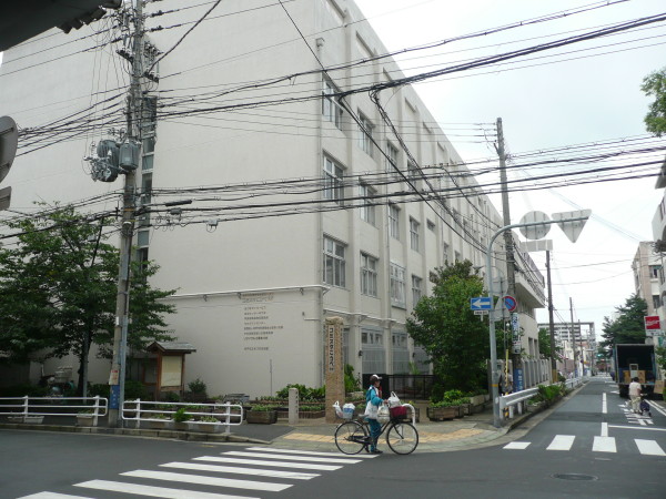 大安亭市場と大安亭ロダンの狸 on 2012-8-14_b0118987_6445426.jpg