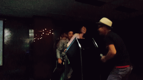 d0093903_13504733.gif