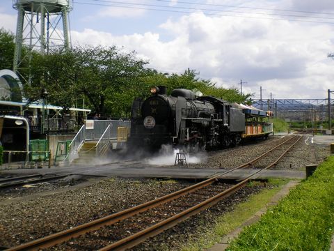 ふたたび古都に向かう６　（梅小路蒸気機関車館）_b0005281_18224756.jpg