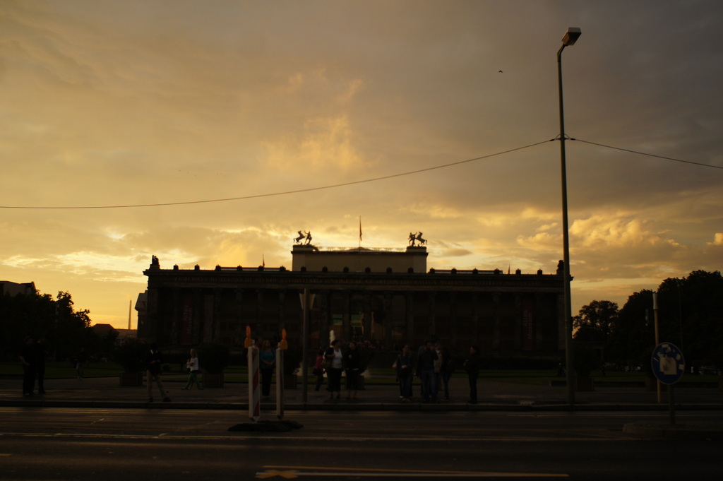 Berlin die Sinfonie der Großstadt ベルリン大都市交響楽_c0180686_1831418.jpg