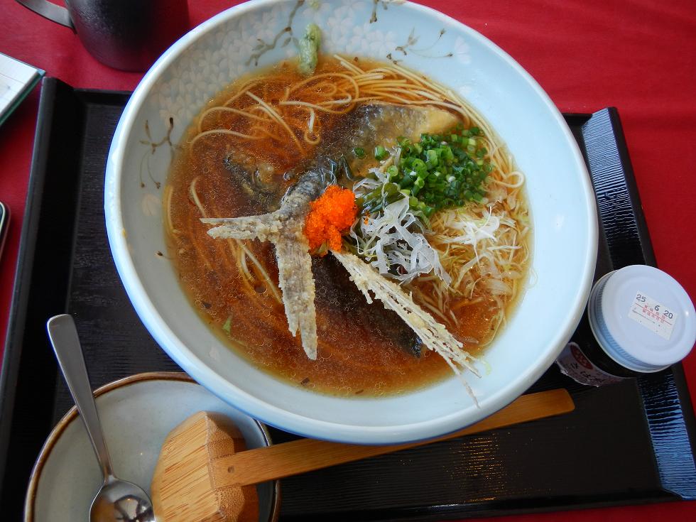 トビウオラーメン_d0147002_164665.jpg