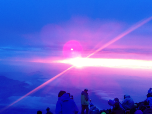 b0052811_15504878.png