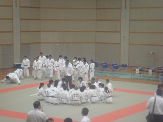 第9回柔整師杯・東海少年柔道選手権大会_d0010630_2145826.jpg