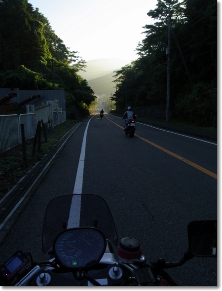 もう秋の気配?、今日はバイクの日。_c0147448_16254779.jpg