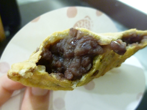 たい焼き鉄次_c0152767_2363850.jpg
