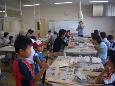出張♪ 木工教室を行いました。_b0211845_2027275.jpg
