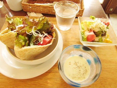 素敵な店内_d0249193_10413337.jpg