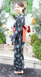 華やかな浴衣シリーズ2_a0123703_1701750.jpg