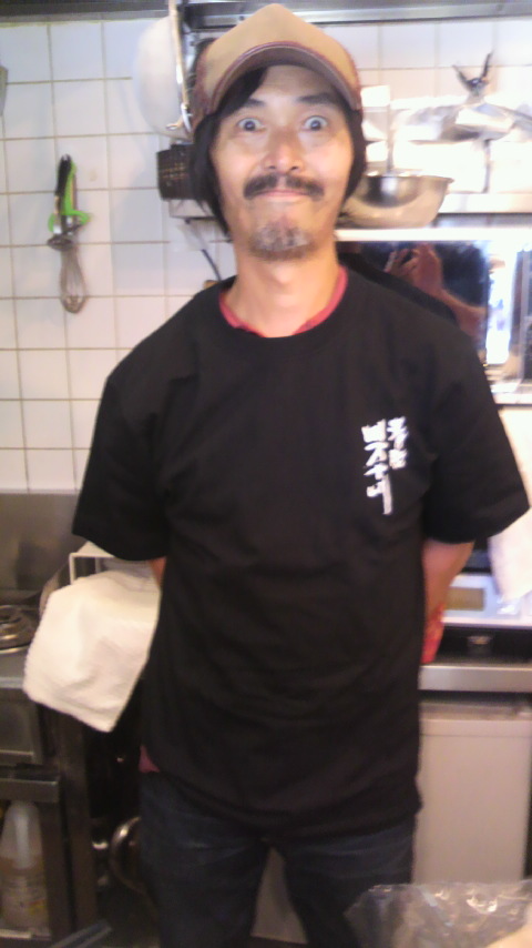 『中西圭三さんが四万十川Tシャツを』_a0075684_15462665.jpg