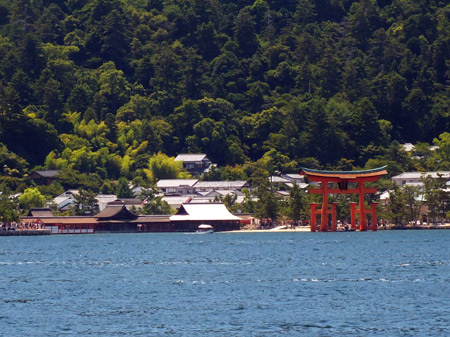 しまなみ海道をゆく③～～～福山・広島・宮島・別府編_c0068639_10572351.jpg