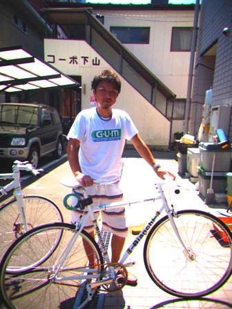 ビアンキ シングルスピード カスタム _e0140354_21434421.jpg