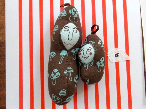 2012年8月25日(土)早朝親子豆オンライン販売*登場の親子公開中_f0129557_12175280.jpg