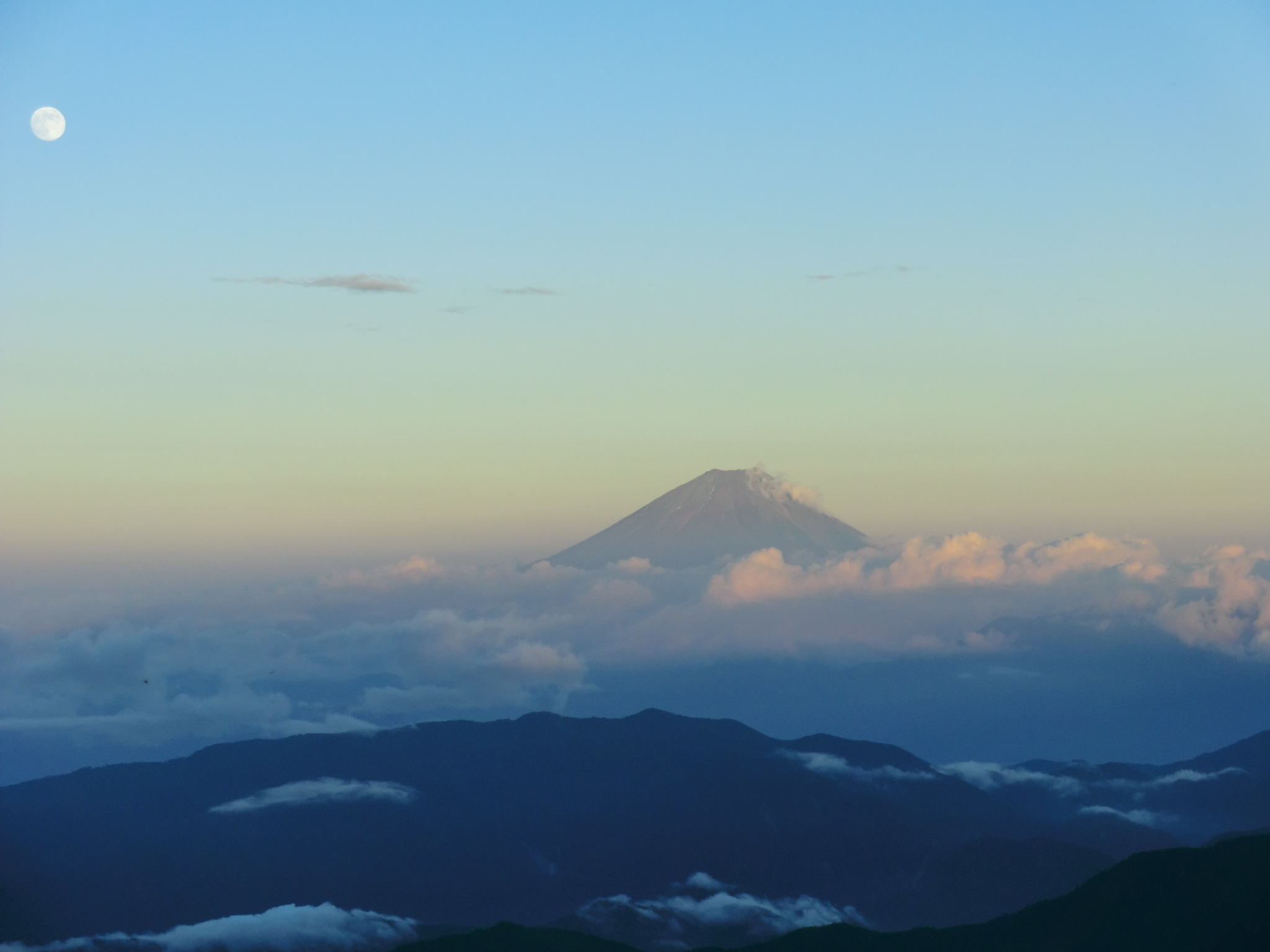 二日目　北岳から北岳山荘へ_b0185573_1775981.jpg