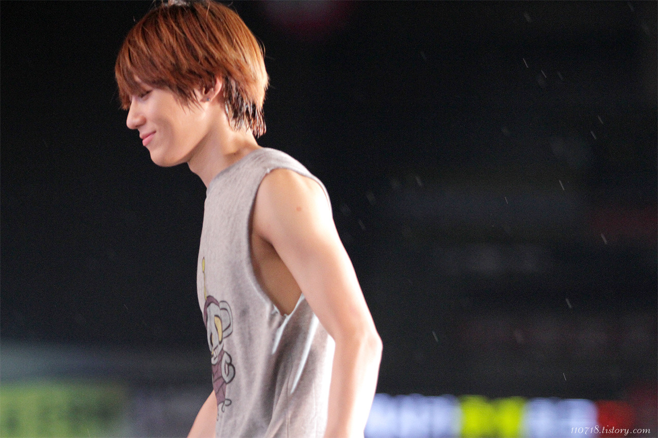 Taemin\'s smile♪_b0080574_21572877.jpg