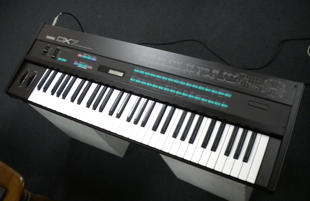 DX7 yamaha シンセサイザー