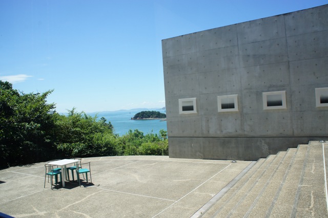 日本の誇るアートと自然 瀬戸内海直島_f0083294_030344.jpg