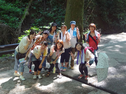 おしゃれな 弥彦 山 登山 服装 画像ブログ