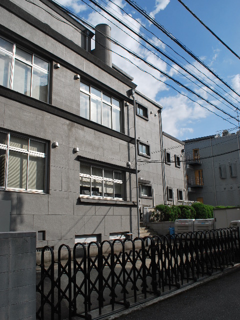 東京渋谷の小田急電鉄旧本社(昭和モダン建築探訪)_f0142606_18484572.jpg