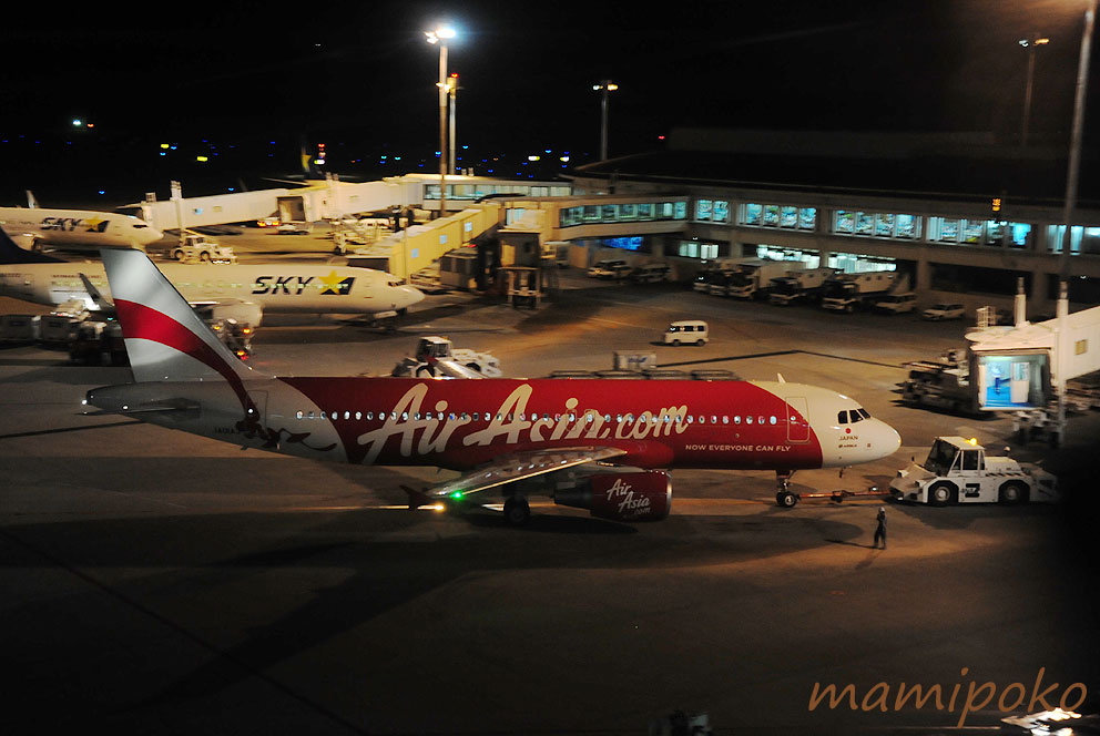 夜のAirAsiaさん！_d0258831_1911550.jpg