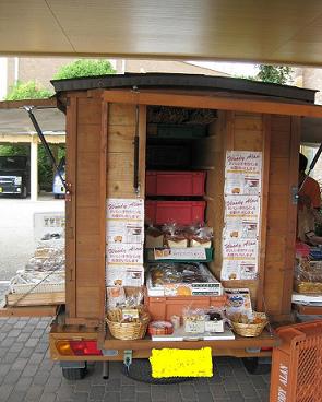 パン屋さん、大盛況!!!_e0163042_1615691.jpg