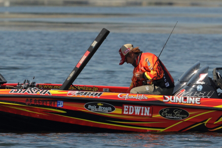 Bassmaster Elite Series #8 Oneida Lake, NY　２日目_a0097491_9131367.jpg