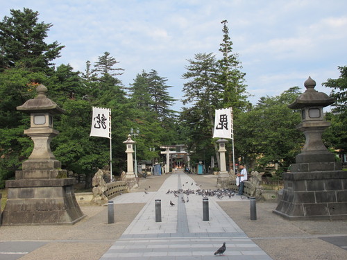 曇り空の朝、自転車で松が岬公園へ_c0075701_938738.jpg