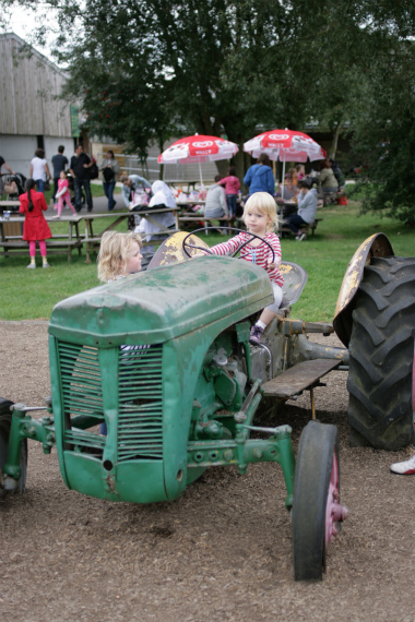 Odds Farm_a0215008_46046.jpg