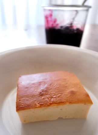 撮影用のテーブル&おいしいチーズケーキレシピ_b0204930_20414214.jpg