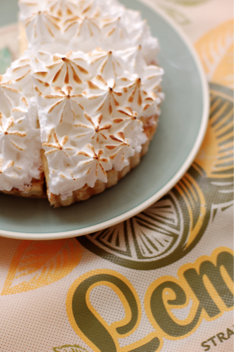 Lemon Pie_f0057564_0182664.jpg