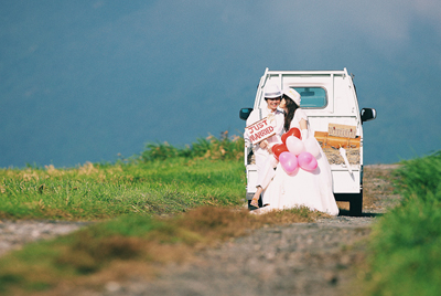 車と一緒に結婚前撮り写真★記念写真★軽トラックのウェディングフォト★_a0174233_12193936.jpg