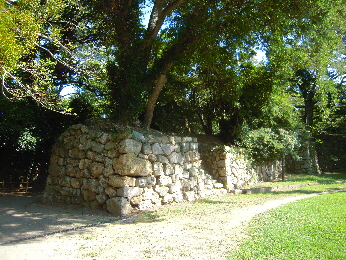 吉田城_e0033570_15335089.jpg